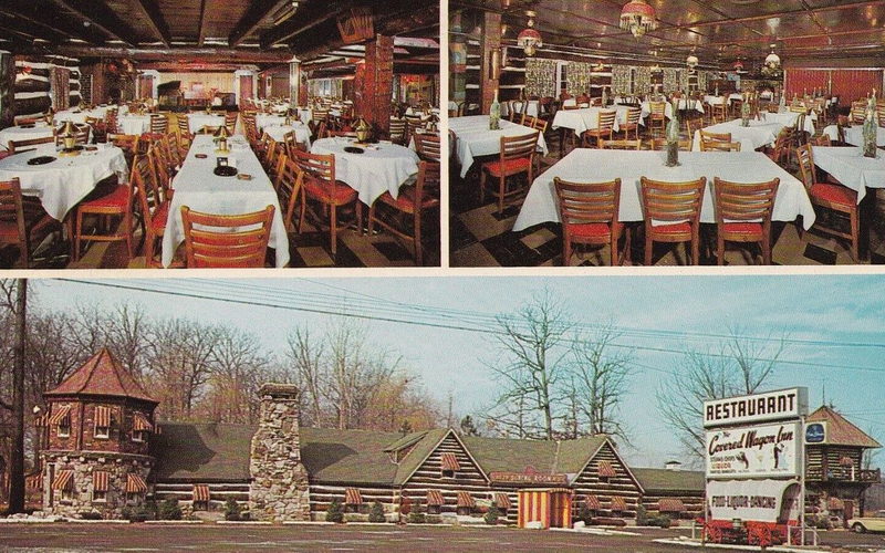 John Zittels Covered Wagon Inn - Vintage Postcard